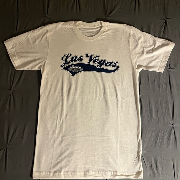 Las Vegas Graphic Text T-shirt - Picture 1 of 1